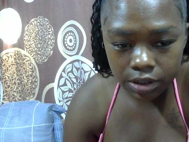 Sarah-Fiyh webcam
