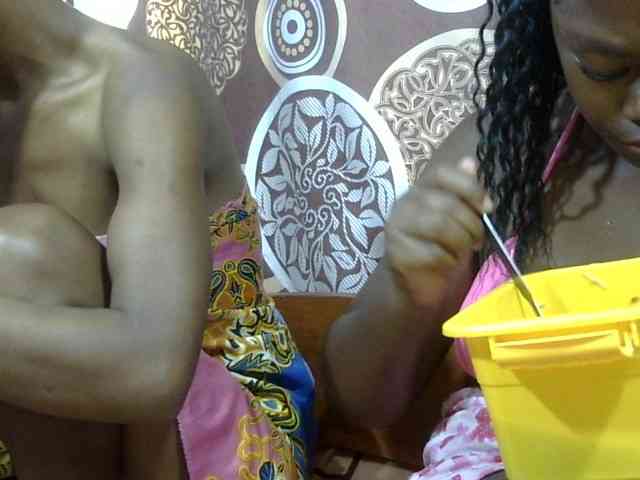 Sarah-Fiyh webcam