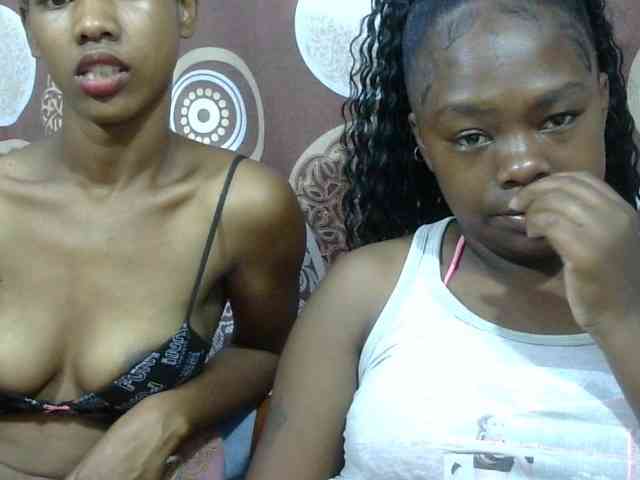 Sarah-Fiyh webcam