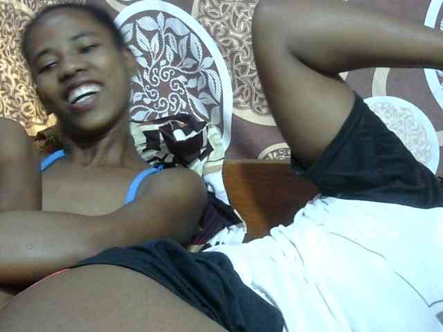 Sarah-Fiyh webcam