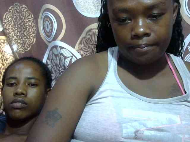 Sarah-Fiyh webcam