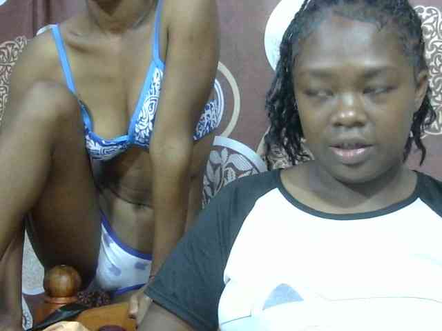 Sarah-Fiyh webcam
