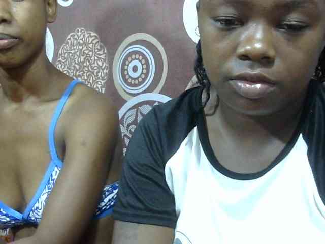 Sarah-Fiyh webcam