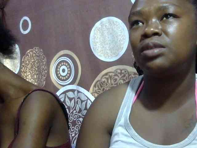 Sarah-Fiyh webcam