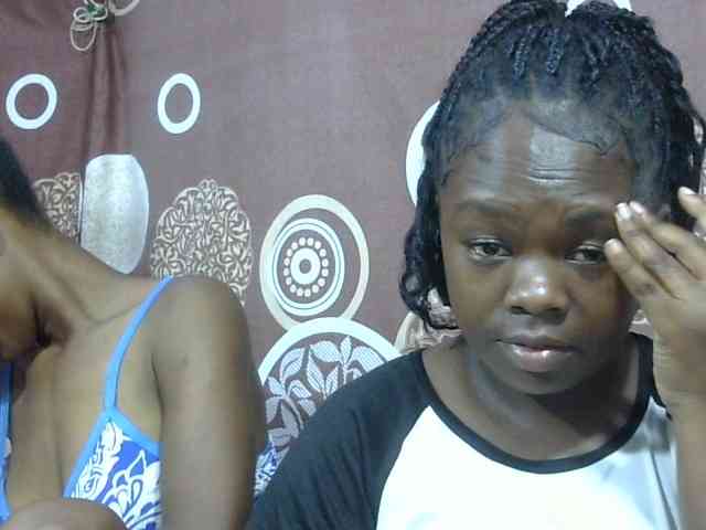 Sarah-Fiyh webcam