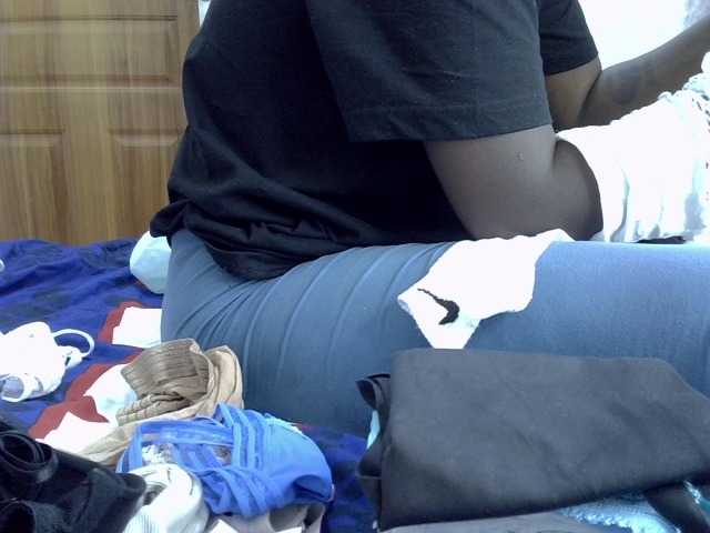 ZuriSecrets live cam on BongaCams