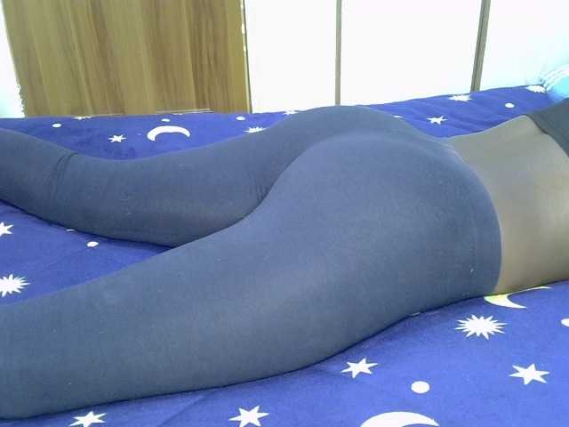 ZuriSecrets live cam on BongaCams
