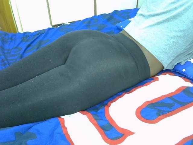 ZuriSecrets live cam on BongaCams