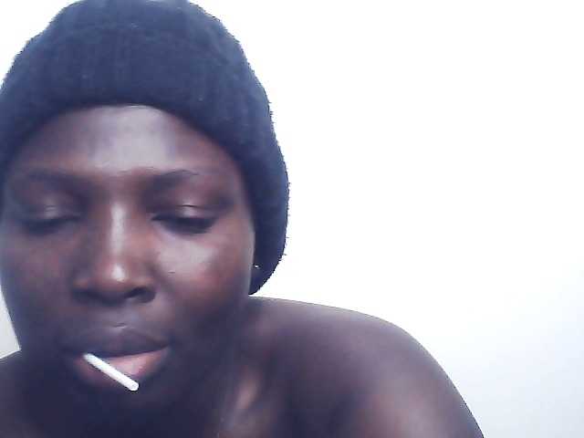 ZuriSecrets live cam on BongaCams