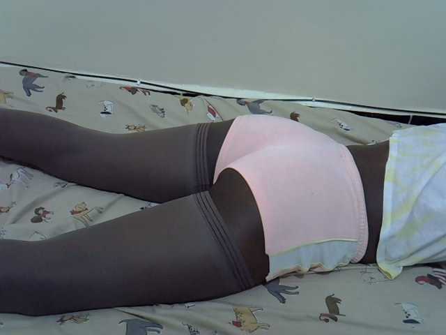 ZuriSecrets live cam on BongaCams
