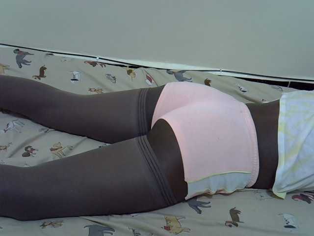 ZuriSecrets live cam on BongaCams