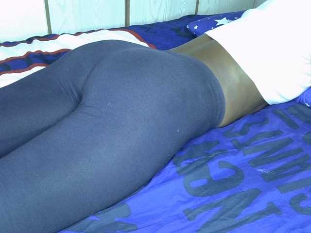 ZuriSecrets live cam on BongaCams