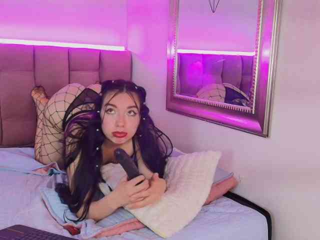 WhiteHott webcam