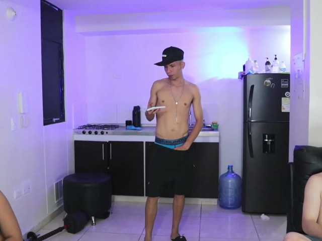 skinnyrichgirlD