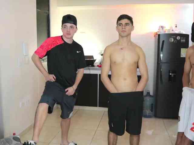 skinnyrichgirlD webcam