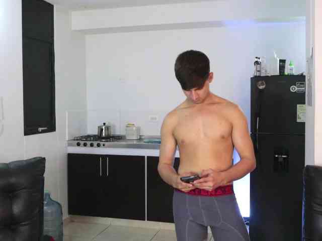 skinnyrichgirlD webcam
