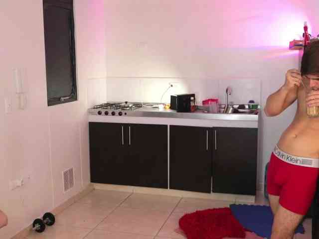 skinnyrichgirlD webcam
