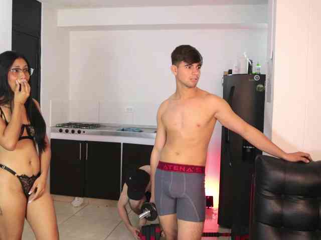 skinnyrichgirlD webcam