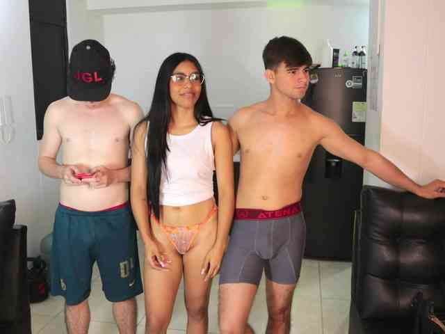 skinnyrichgirlD webcam