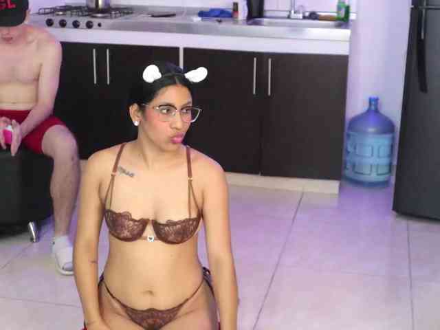 skinnyrichgirlD Sex Cam Show
