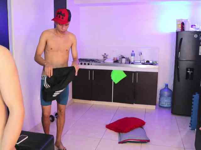 Modelo: skinnyrichgirlD