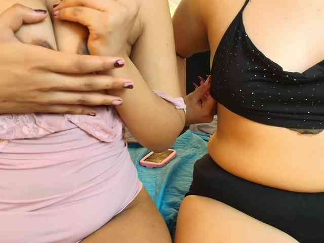 MaddyandCherry webcam