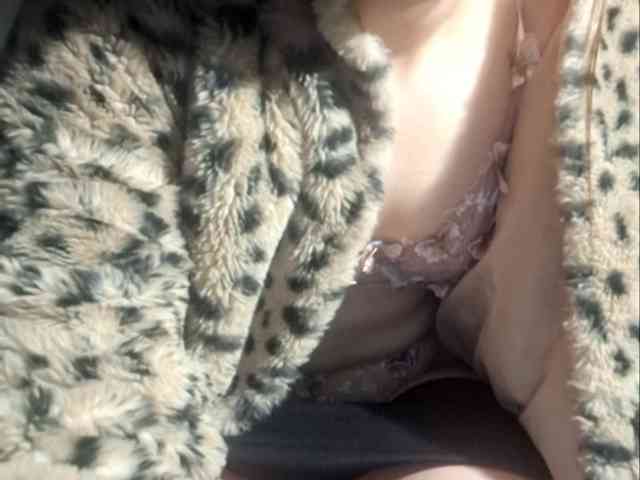 Deadlynighshade6 webcam