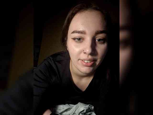 Deadlynighshade6 webcam