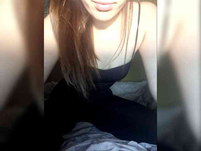 Deadlynighshade6 webcam