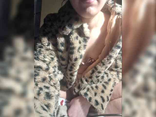 Deadlynighshade6 webcam