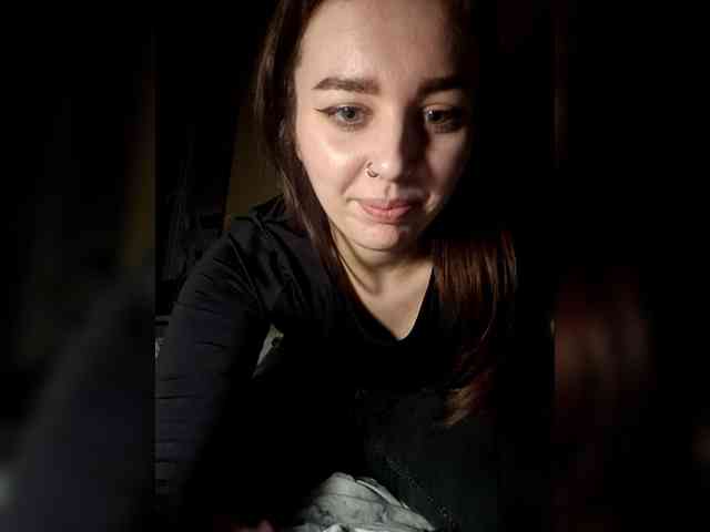 Deadlynighshade6 webcam