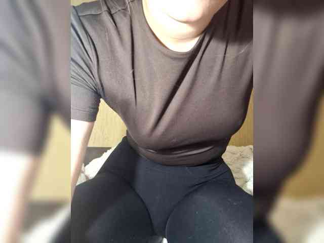 Deadlynighshade6 webcam