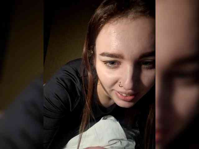 Deadlynighshade6 webcam