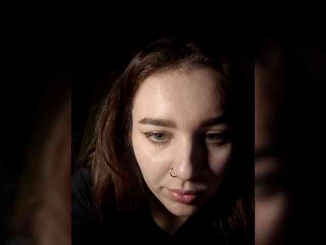 Deadlynighshade6 webcam