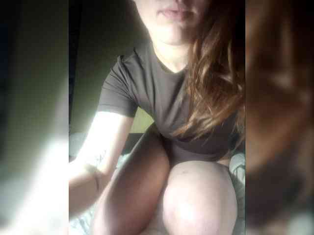 Deadlynighshade6 webcam