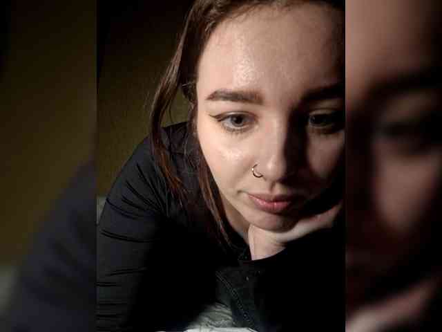 Deadlynighshade6 webcam