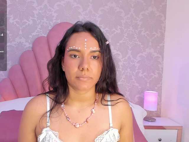  SaraFoster chat room