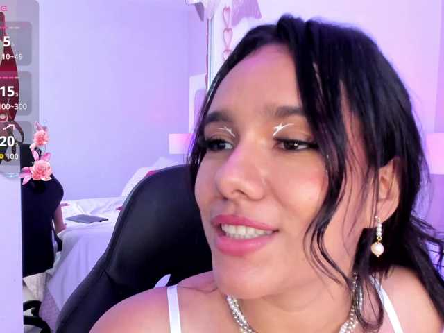 SaraFoster's BongaCams show and profile