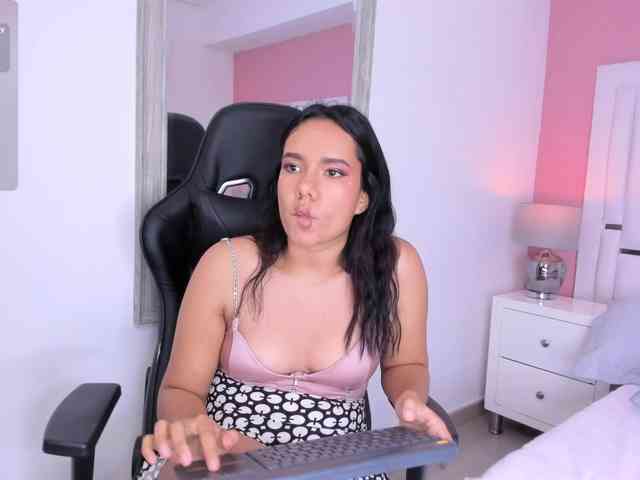SaraFoster webcam