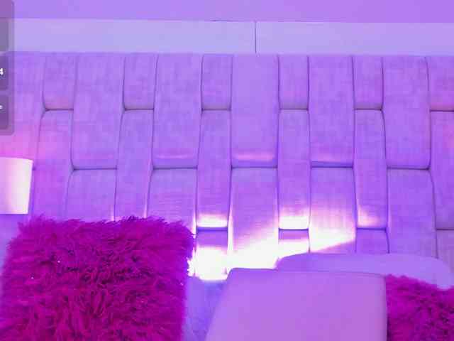 SaraFoster webcam