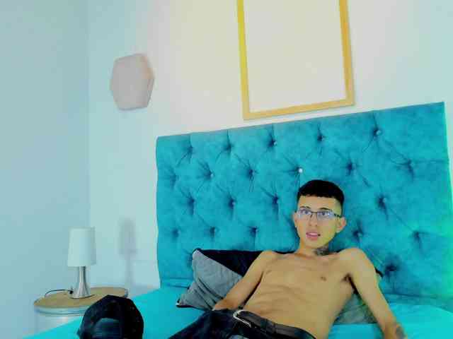asherlux Sex Cam Show