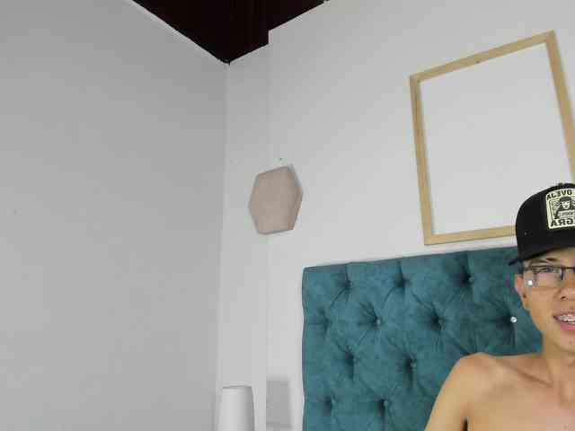 asherlux Sex Cam Show