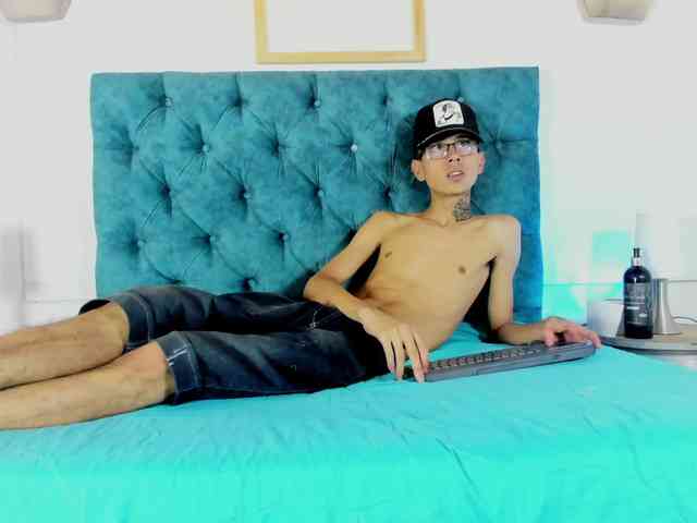 asherlux Sex Cam Show