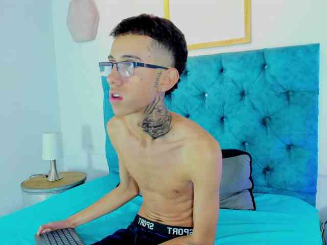 asherlux Sex Cam Show