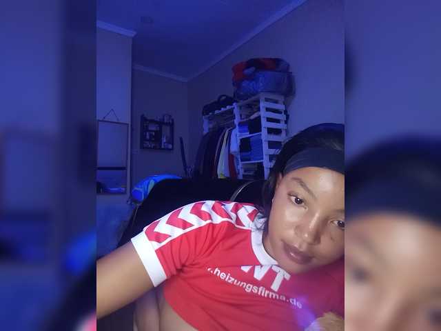 BeautifulGia live cam on BongaCams