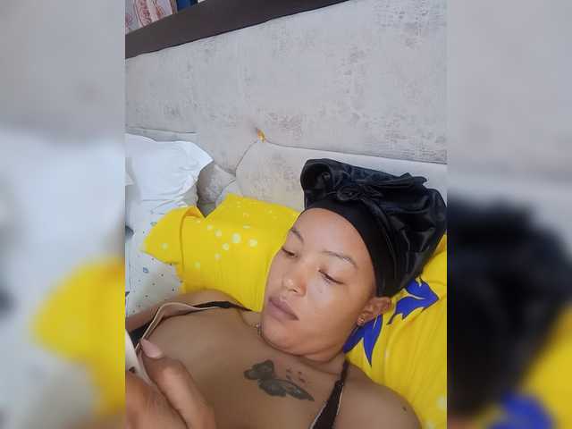 BeautifulGia live cam on BongaCams