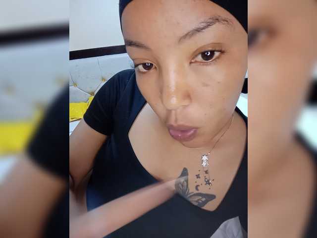 BeautifulGia live cam on BongaCams