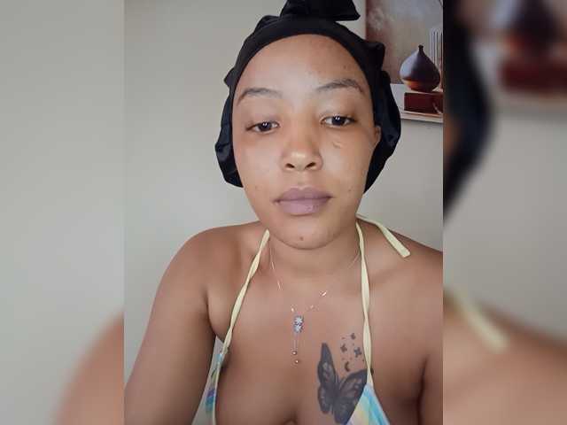 BeautifulGia live cam on BongaCams