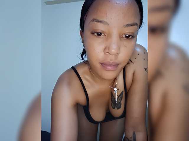 BeautifulGia live cam on BongaCams