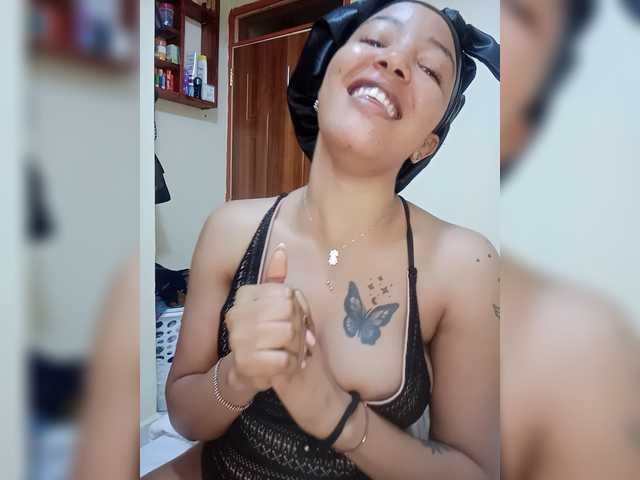 BeautifulGia live cam on BongaCams